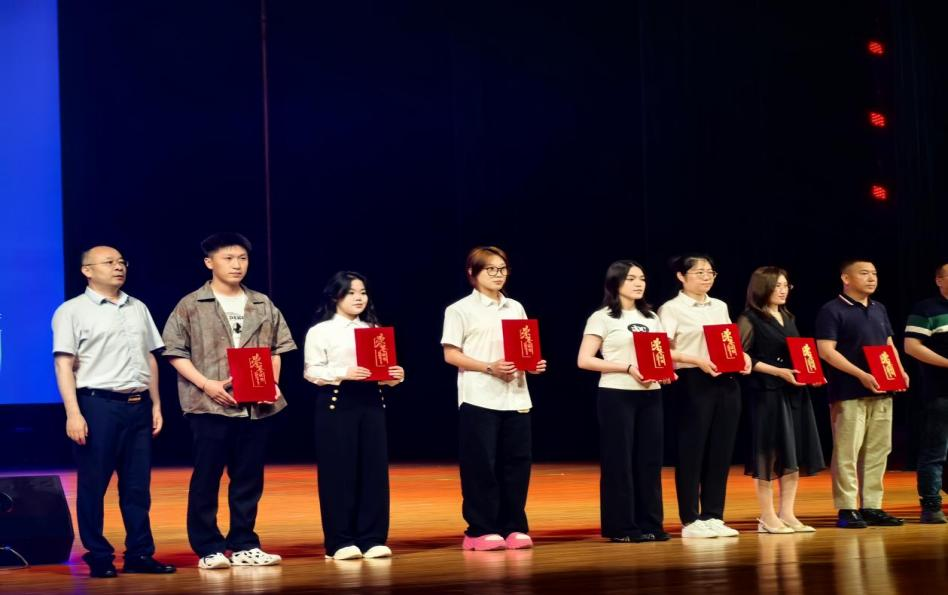 图片1 图片1