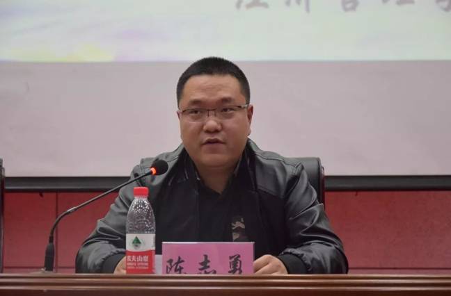 https://mmbiz.qpic.cn/mmbiz_jpg/0rZibJTiaqWKeckFM2R9bCplLAbIxJ3bhD7nia5xmPt15q0MibEuc0r7423LtDOm6VuFQ9AaSVZ74wSgTzKD44GWVw/640?wx_fmt=jpeg&wxfrom=5&wx_lazy=1&wx_co=1